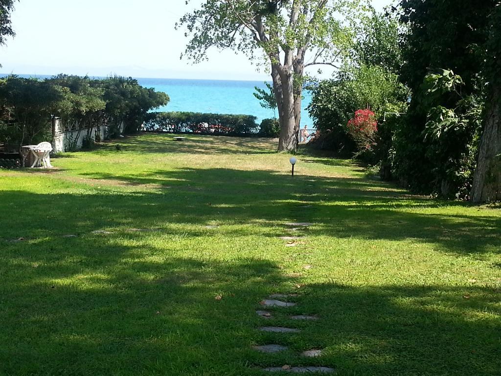 Lefka Appartement Hanioti Buitenkant foto