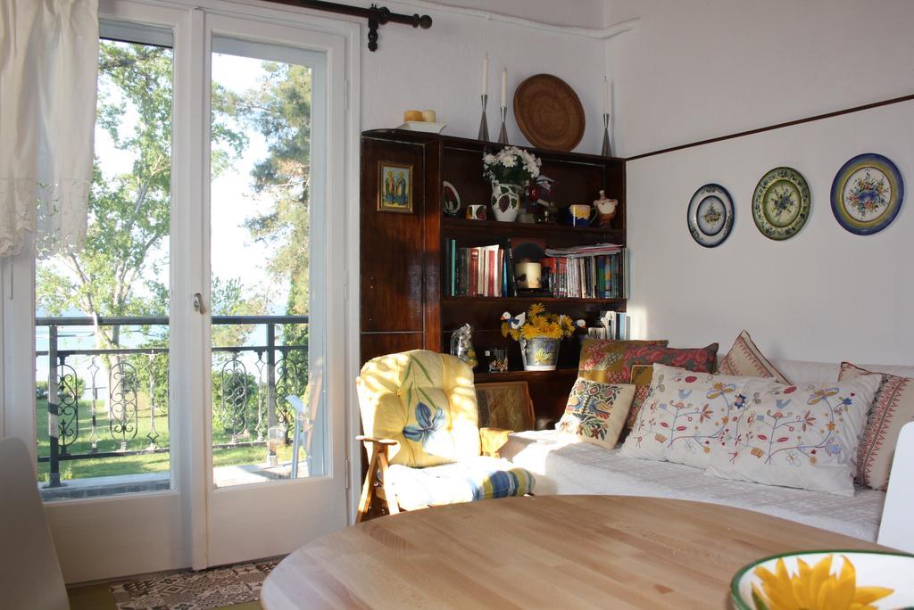 Lefka Appartement Hanioti Buitenkant foto